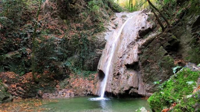 Toscane en automne : la Cascata del Ghiaccione et la Valdera