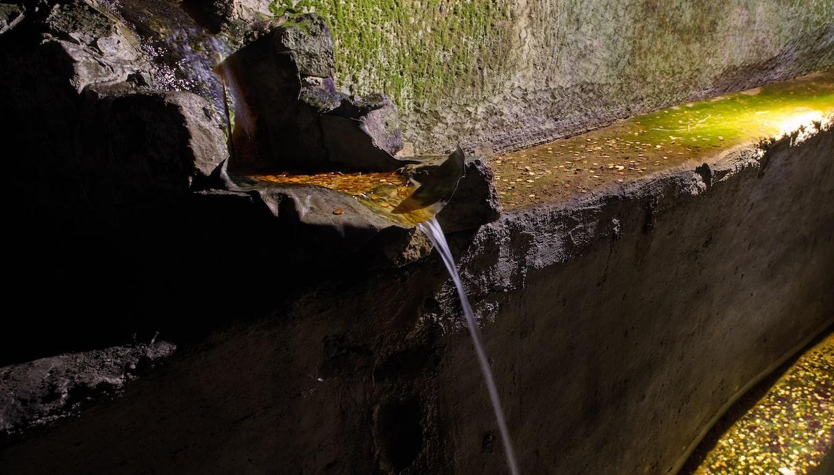 L'aqueduc gréco-romain dans la Naples souterraine