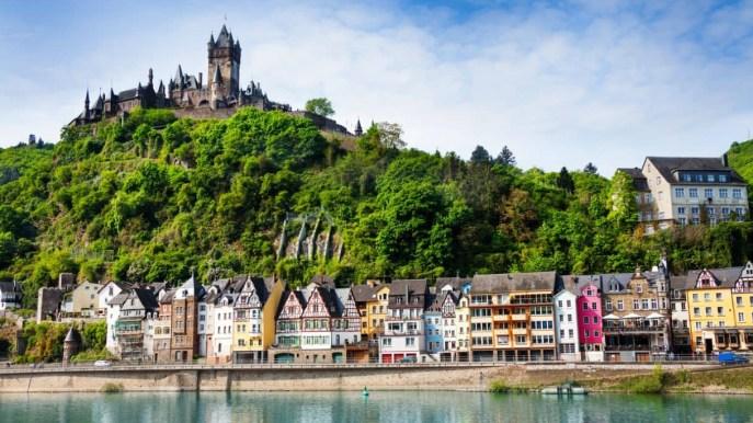 Castillo De Eltz En Renania-Palatinado, Alemania Imagen Editorial